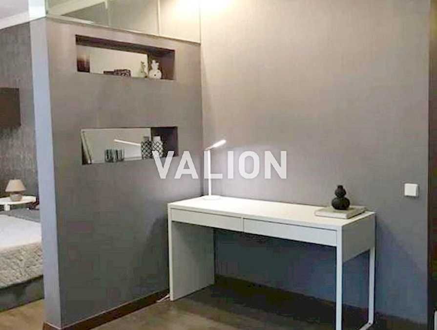 Продам 1к.квартиру 49квм. ЖКАвіатор.  вул.Л.Гузара 26. Держ.програми