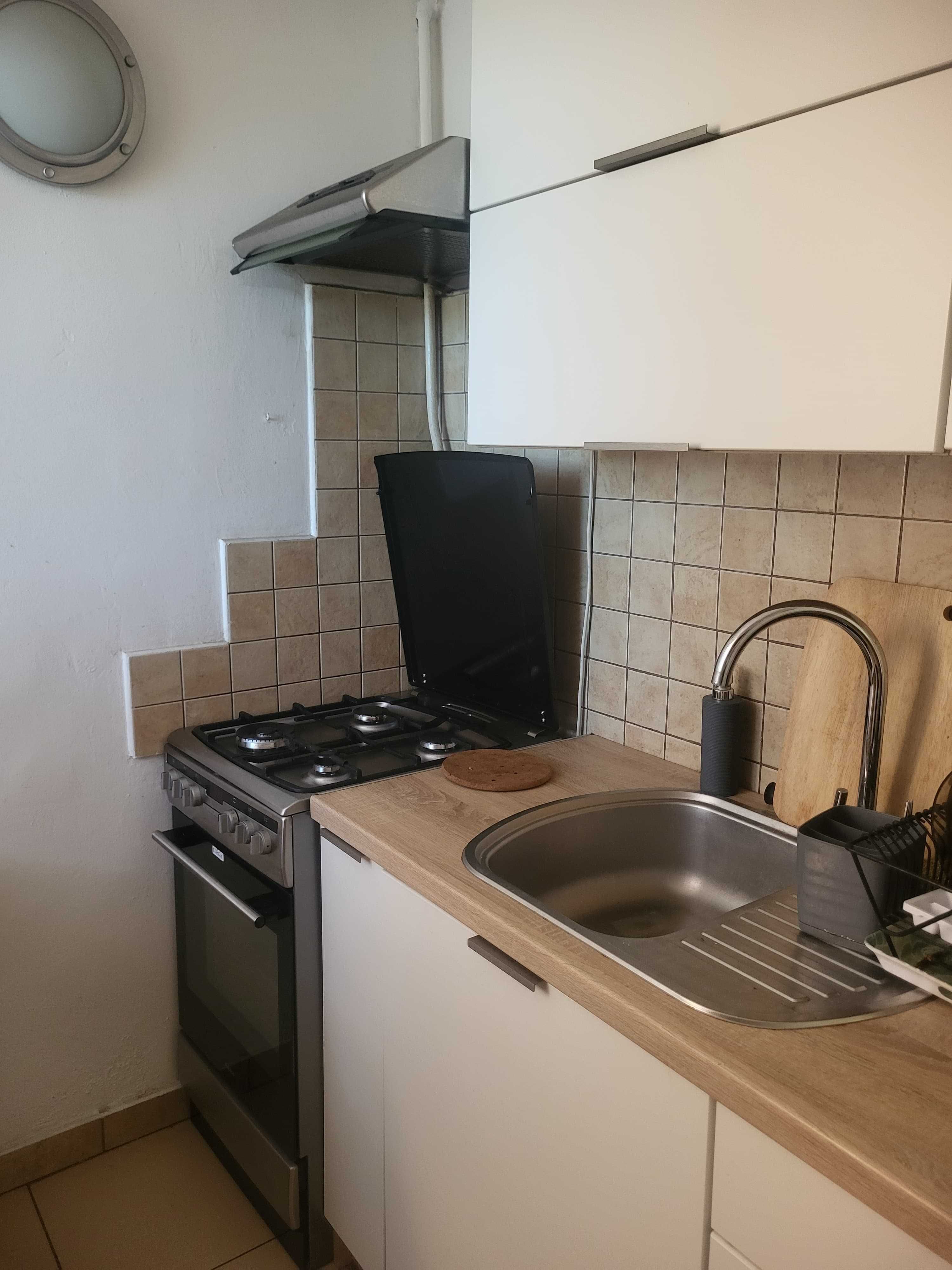 Do wynajęcia 2-pokojowe mieszkanie dla studentów – ul. Weissa – 44 m²