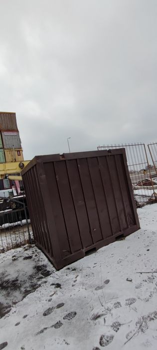 Битовка (побутівка оздоблена) на строй майданчик, морській контейнер