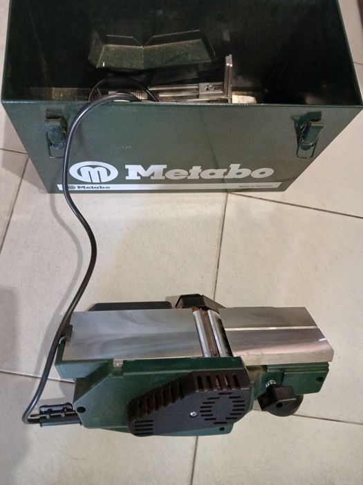 Plaina Eléctrica Metabo