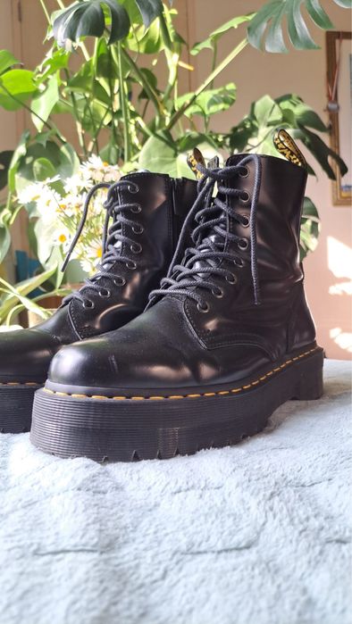 Dr. Martens Jadon 41