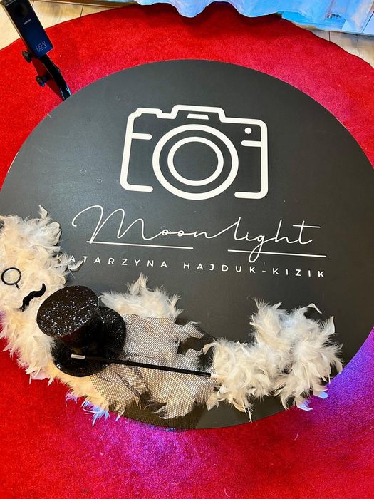 Fotobudka 360 , Fotobudka klasyczna oraz duże selfie lustro!