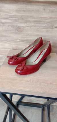 Оригінальні жіночі туфлі Clarks