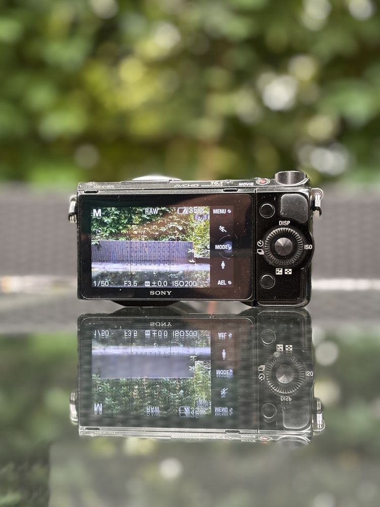 Sony nex-5r z obiektywem