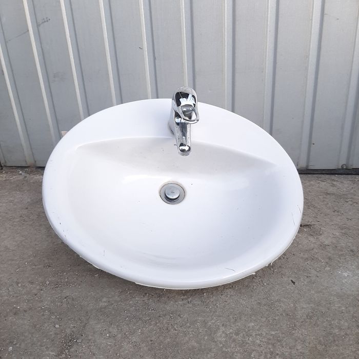 Umywalka wpuszczana w blat biała umywalka z baterią ROCA 55x45 WYSYŁKA