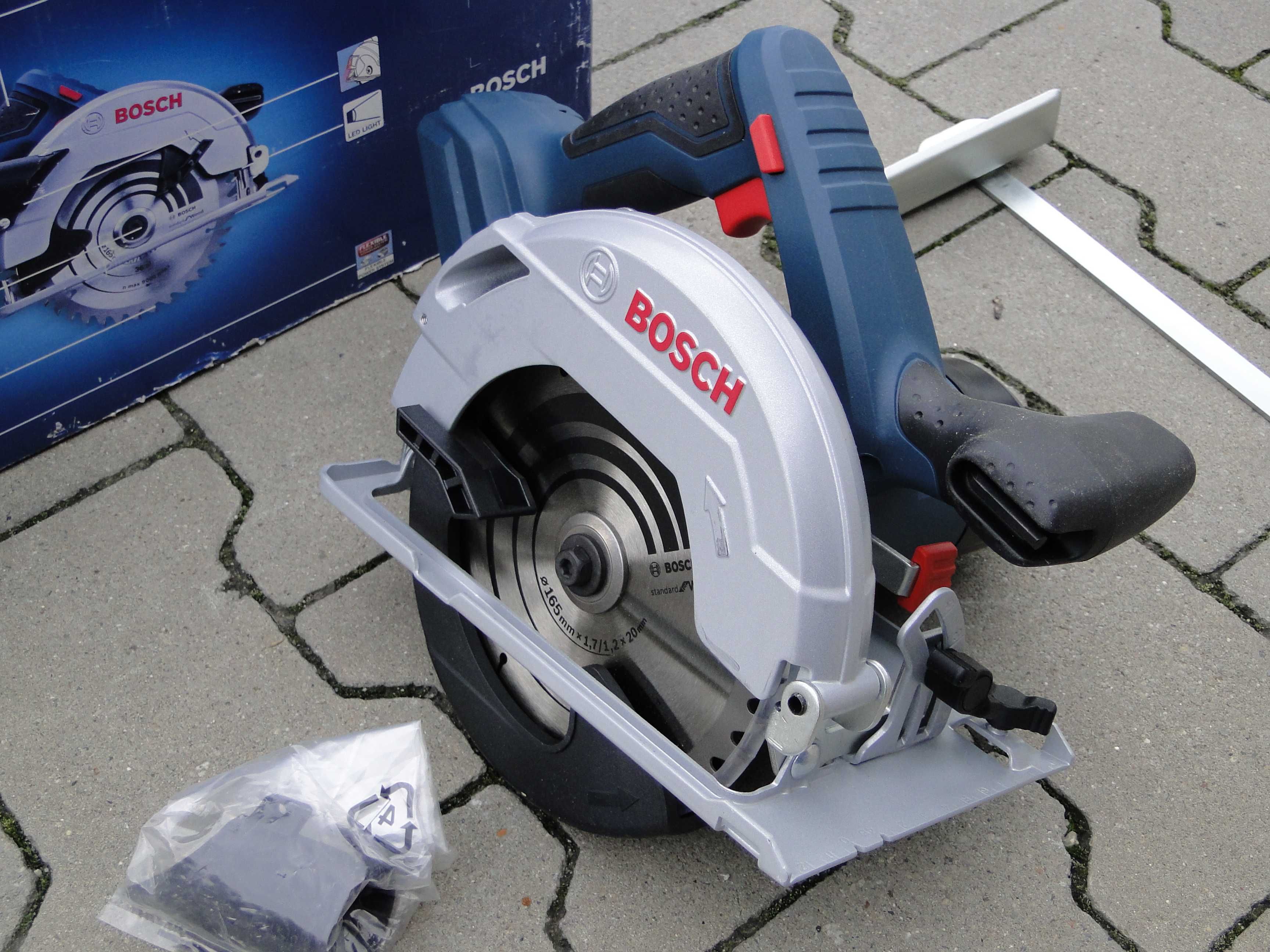 Pilarka tarczowa piła akumulatorowa body AKU BOSCH GKS 18V-57 18V Nowa