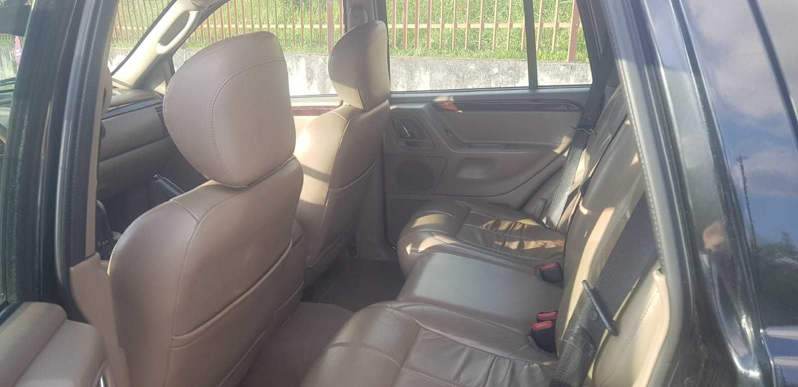 Cherokee 2.7 crd limited em bom estado