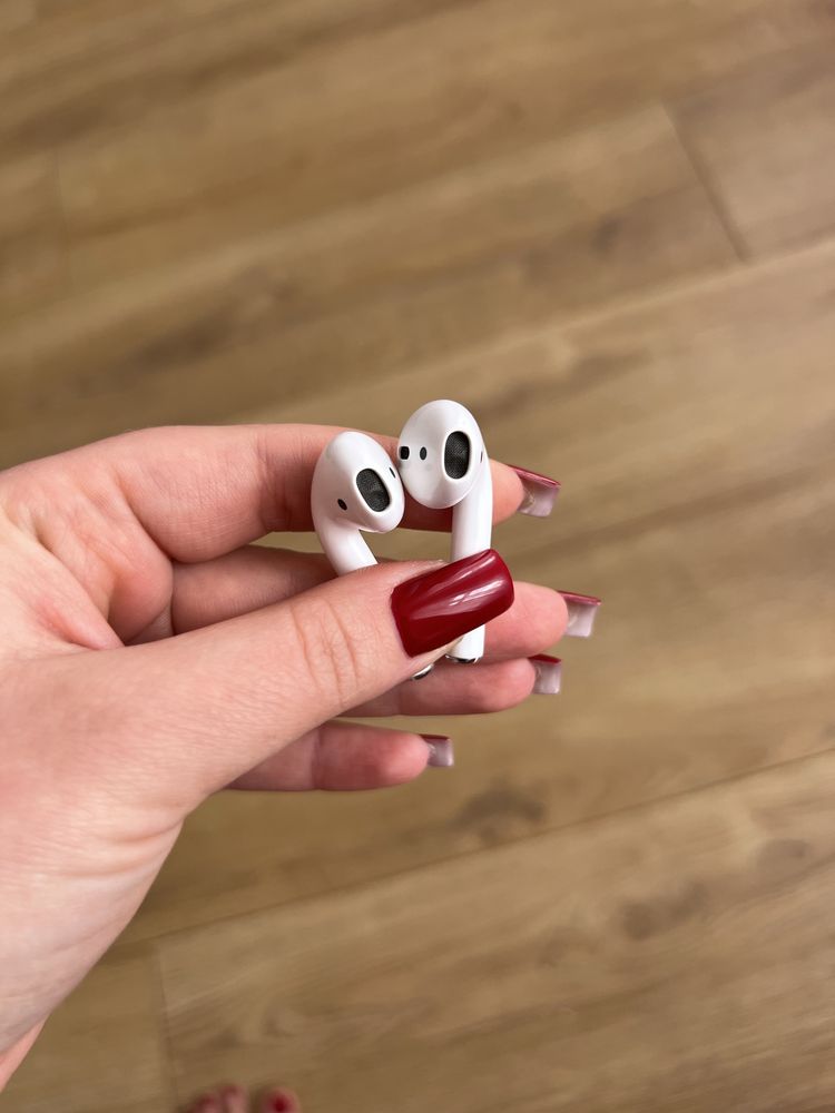 AirPods słuchawki