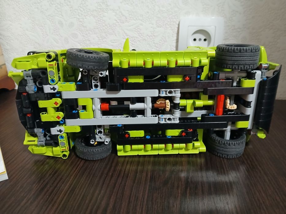 Конструктор LEGO Technic Lamborghini Huracán Tecnica 42161