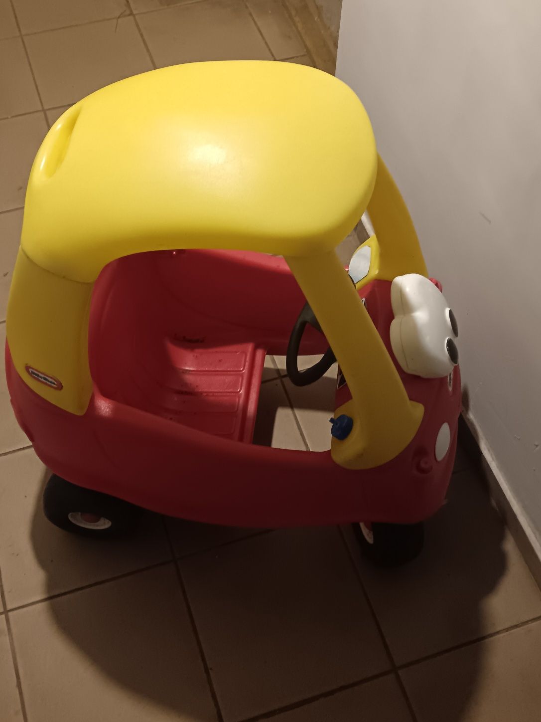 Jeździk samochodzik dla dzieci