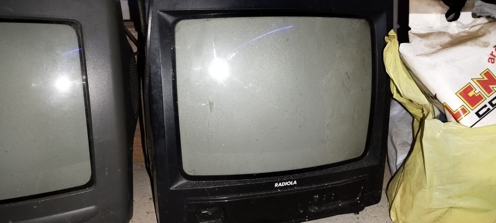 3 tvs das antigas/funcionais