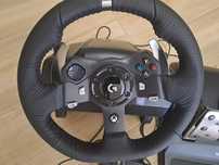 Kierownica Logitech z pedałami