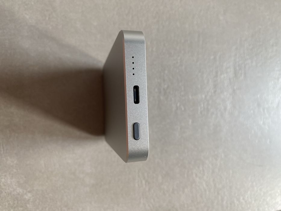 Nowy powerbank 5000 mAh MagSafe + pudełko i kabel USB-C
