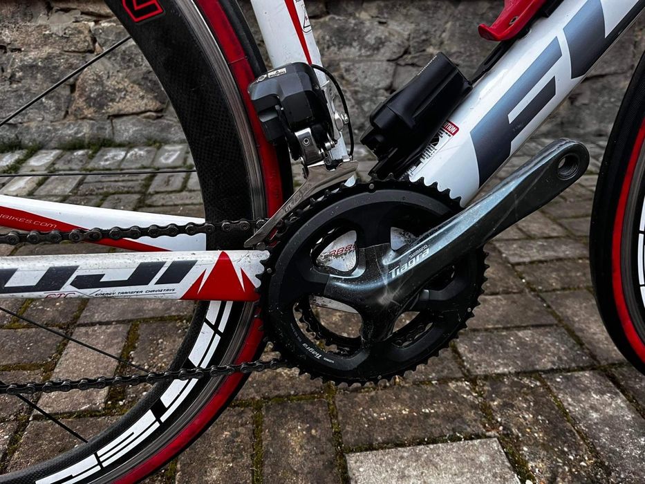 Rower szosowy Fuji Altamira 2.1 Di2