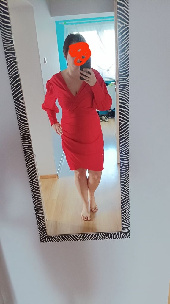 Czerwona sukienka