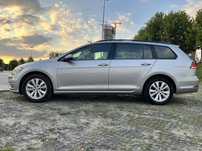 Volkswagen Golf Polski salon