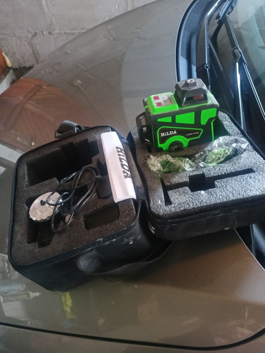 Sprzedam laser krzyżowy