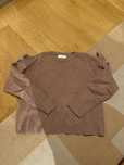Brazowy sweter firmy ZARA dla dziecka