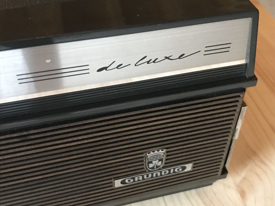 Gravador de fita Grundig TK 145 de luxe
