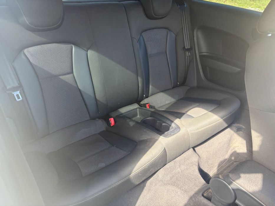 Audi A1 1.6 Tdi 90 cvs