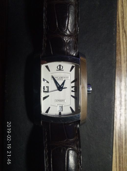 Мужские часы Baume & Mercier Hampton Milleis