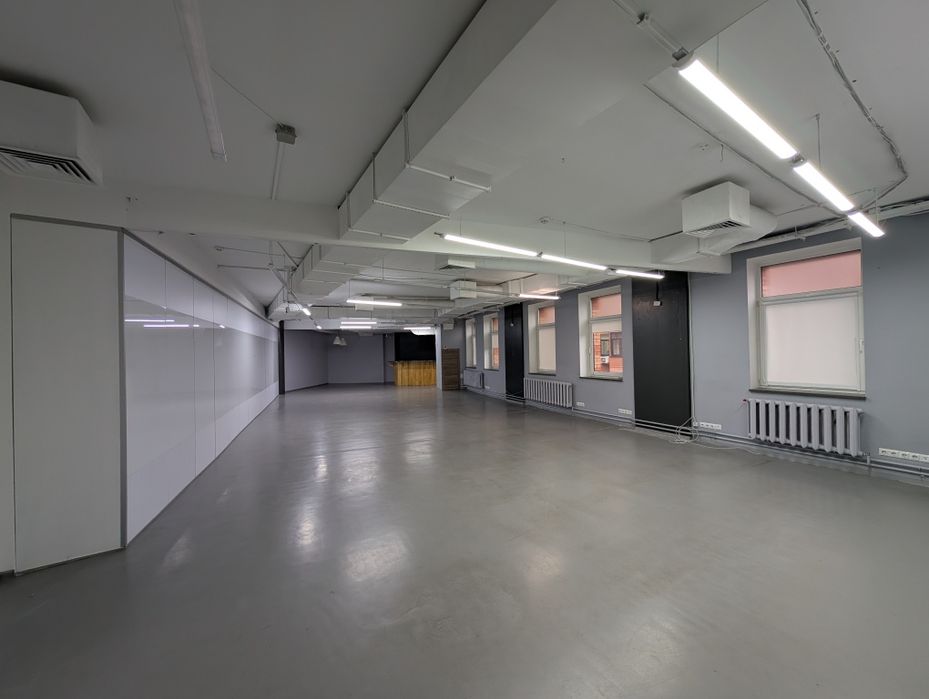 БЕЗ%. Опенспейс офіс в БЦ. метро Печерська Лесі Українки