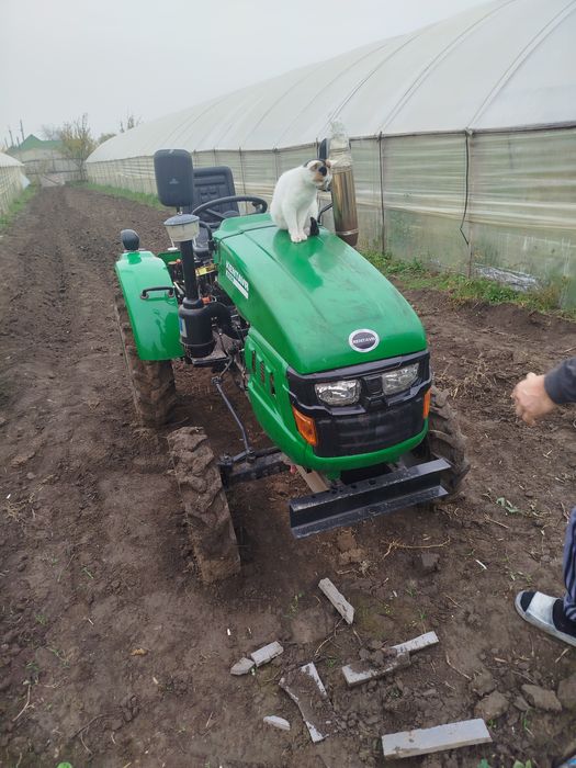 Трактор KENTAVER 200B