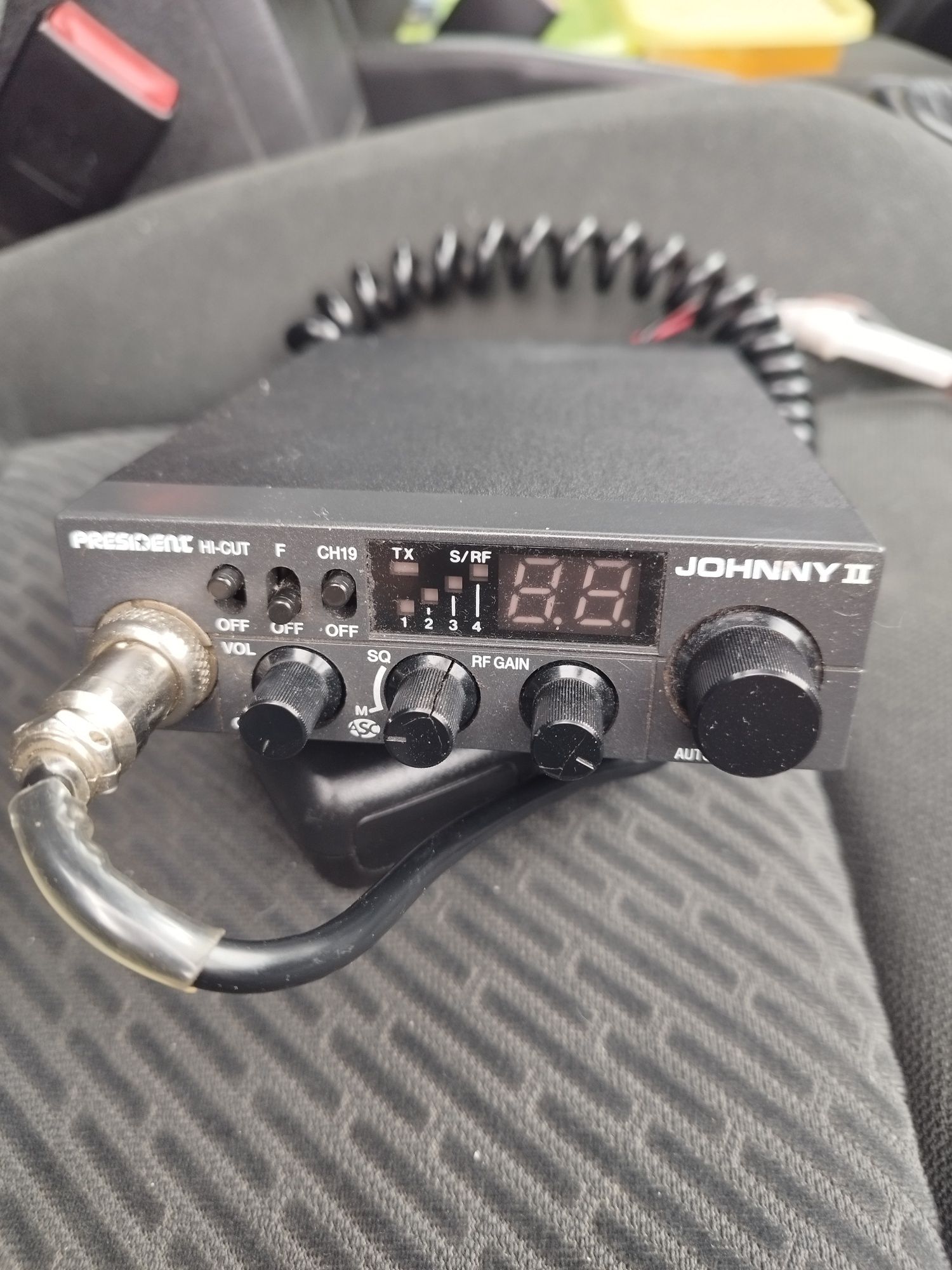 CB Radio Prezydent Johnny 2 + Antena Sirio 1.5m