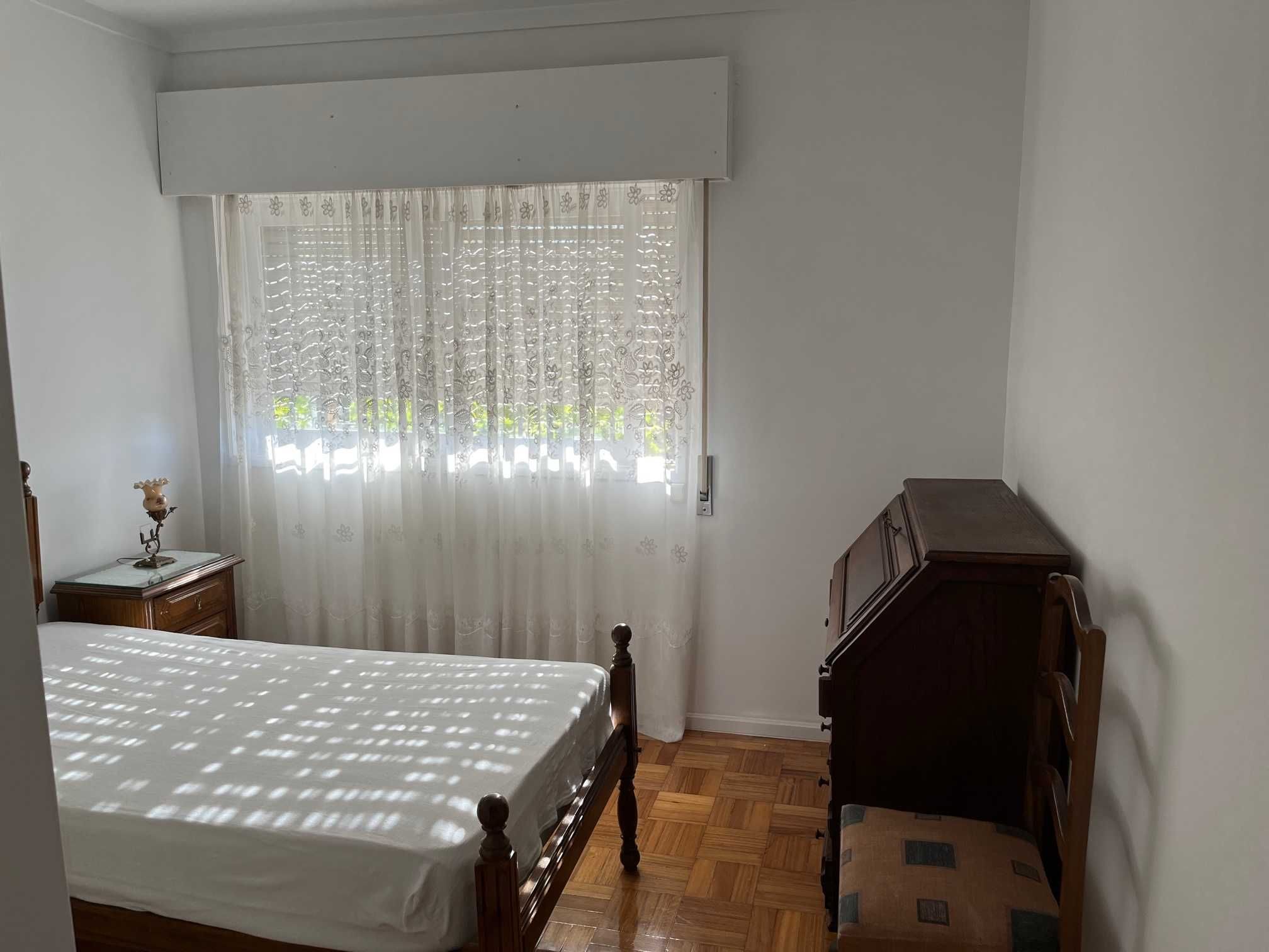Alugo Quarto GUIMARAES - Salgueiral