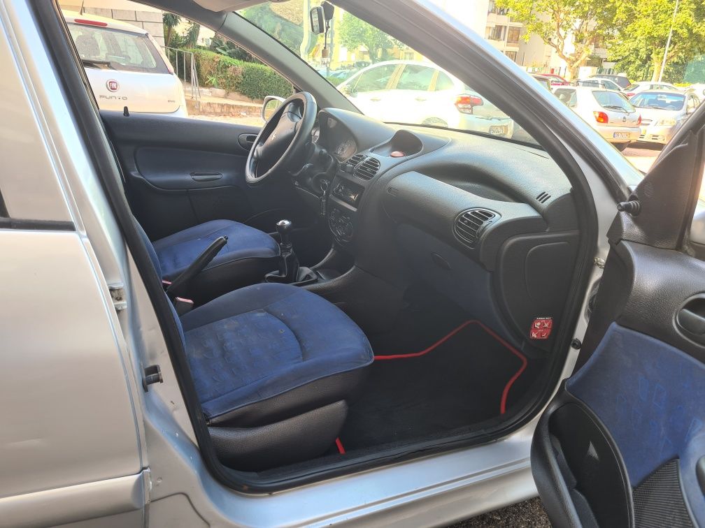 Pegeout 206 gasolina 1.1 2002