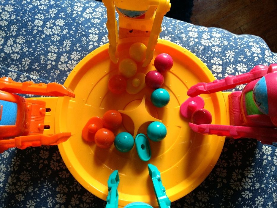 Robots Apanha Bolas - Jogos Concentra