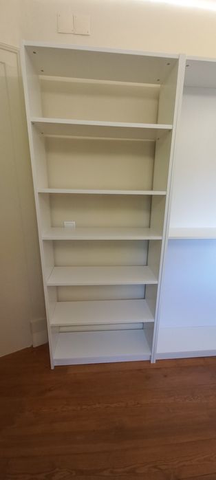 Móvel estante, expositor. 5 prateleiras, BILLY. Novo (202 x 30 x 80)