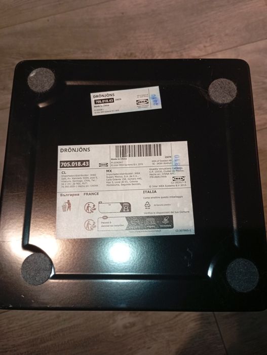 Czarny metalowy, siatkowy kosz na śmieci DRÖNJÖNS z IKEA 35cm