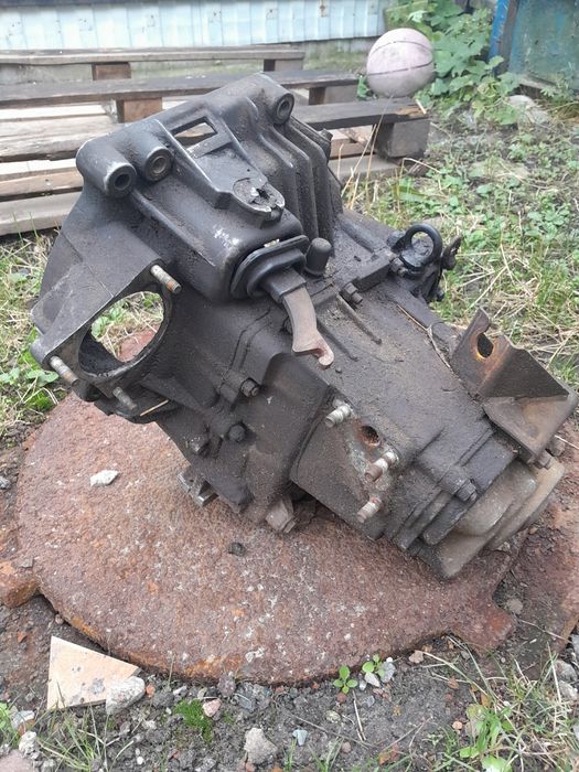 Продам коробку з ваз 2110