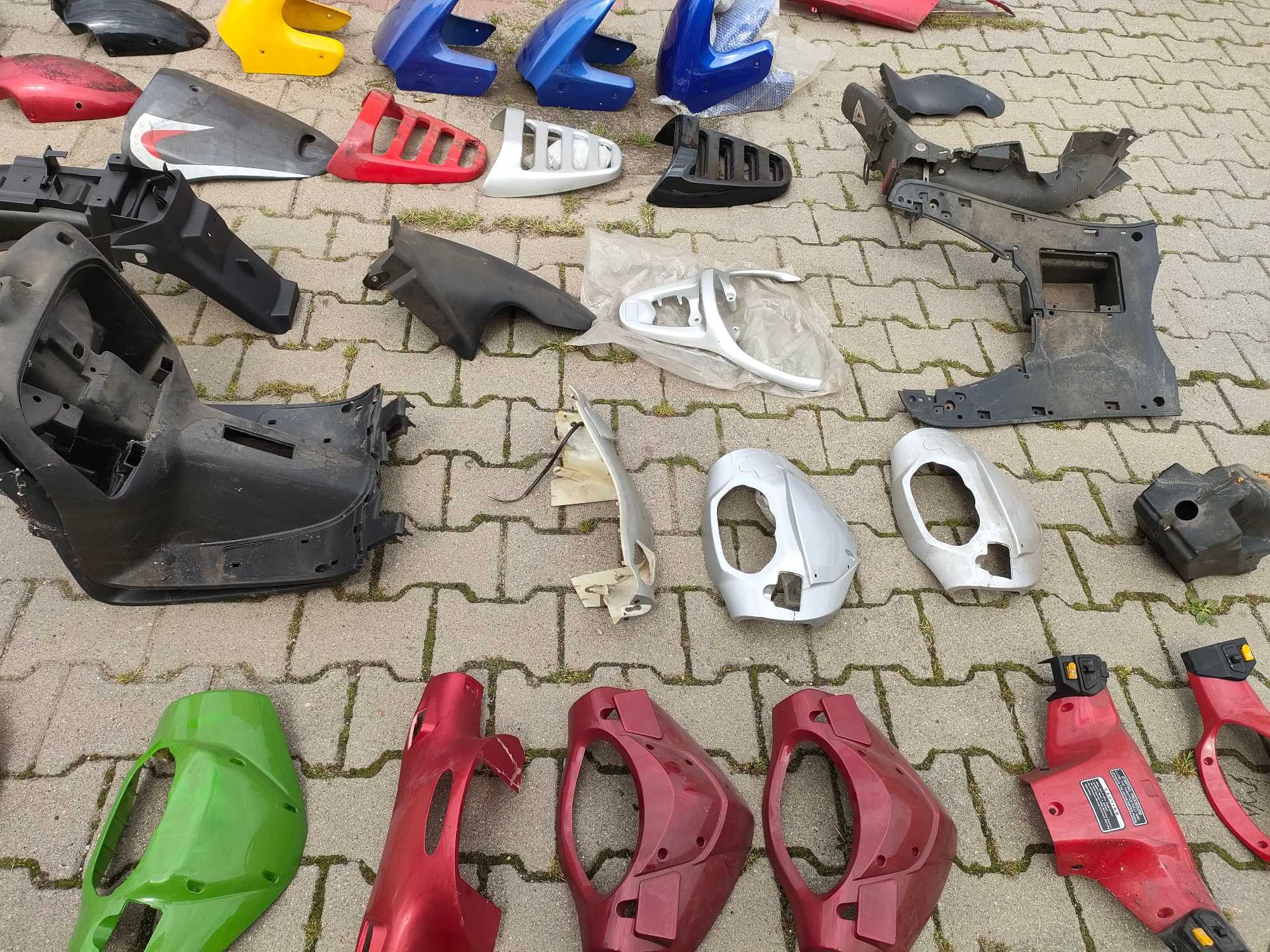 Plastiki do skuterów