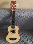 ukulele Soprano PB10