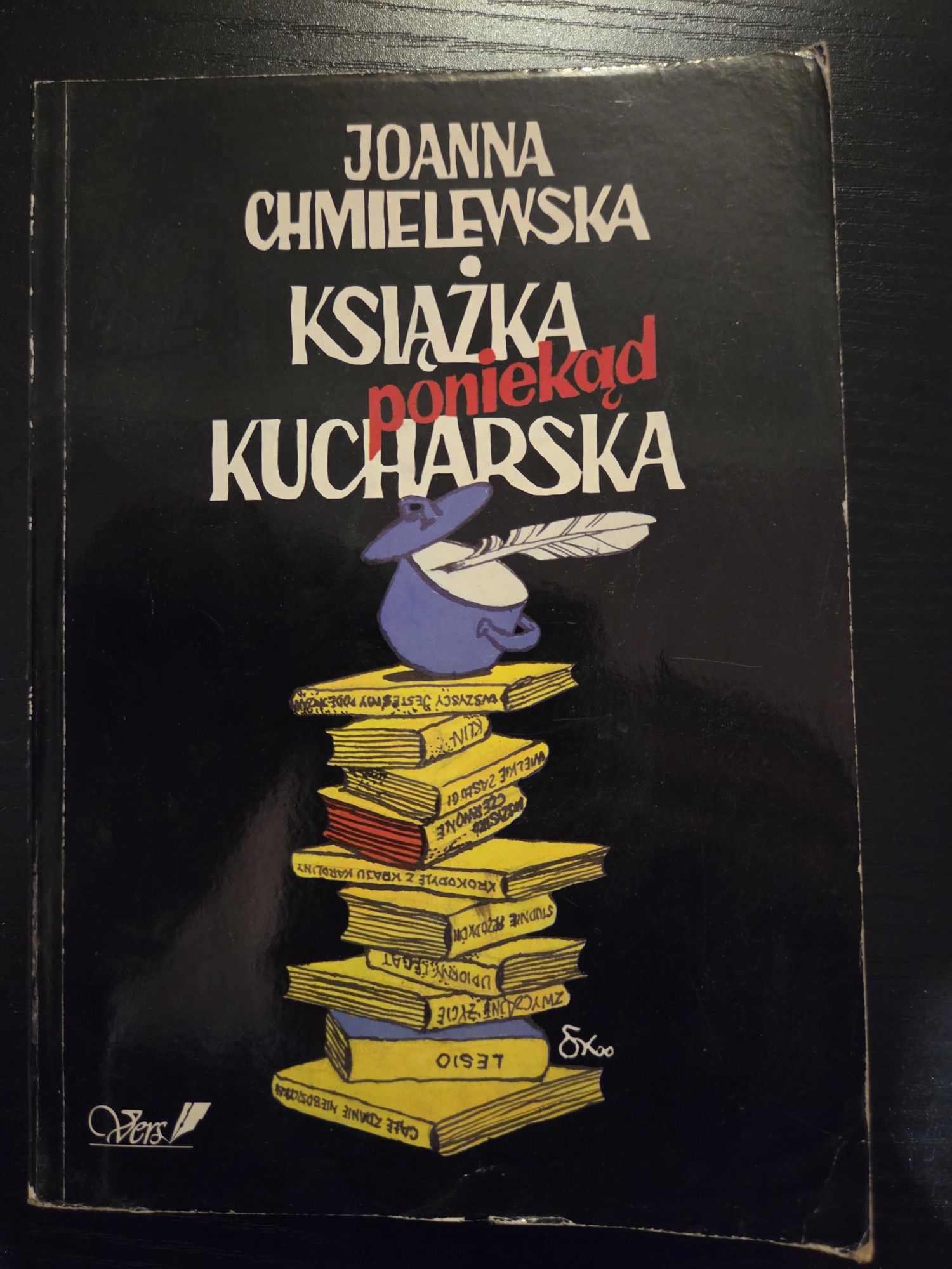 Książka poniekąd Kucharska - Joanna Chmielewska
