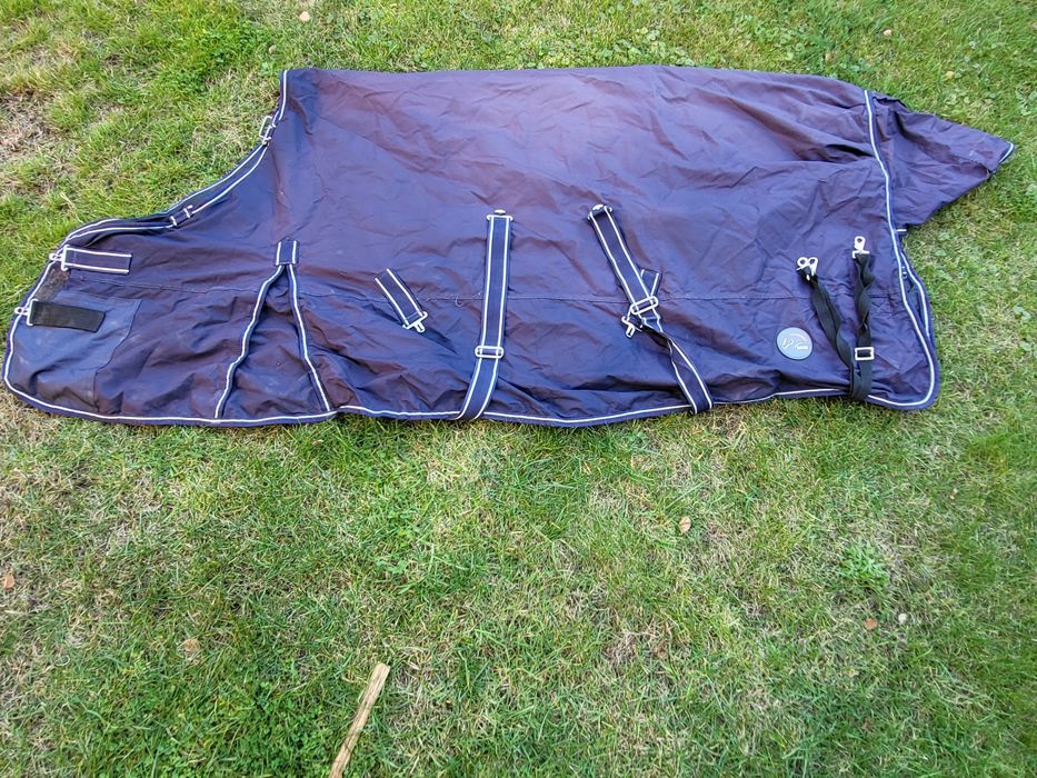 Derka Polarowa 145, stajenna 145, padokowa z kapturem 145