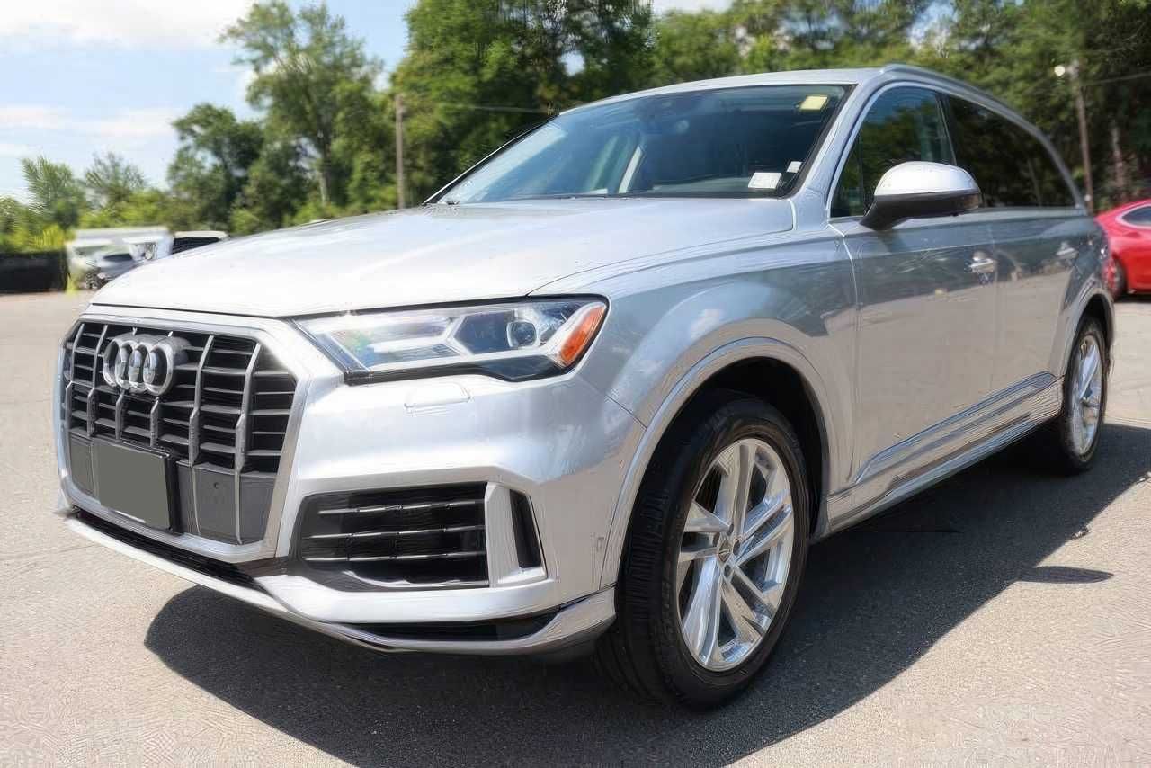 2022 Audi Q7 quattro Premium 55 TFSI