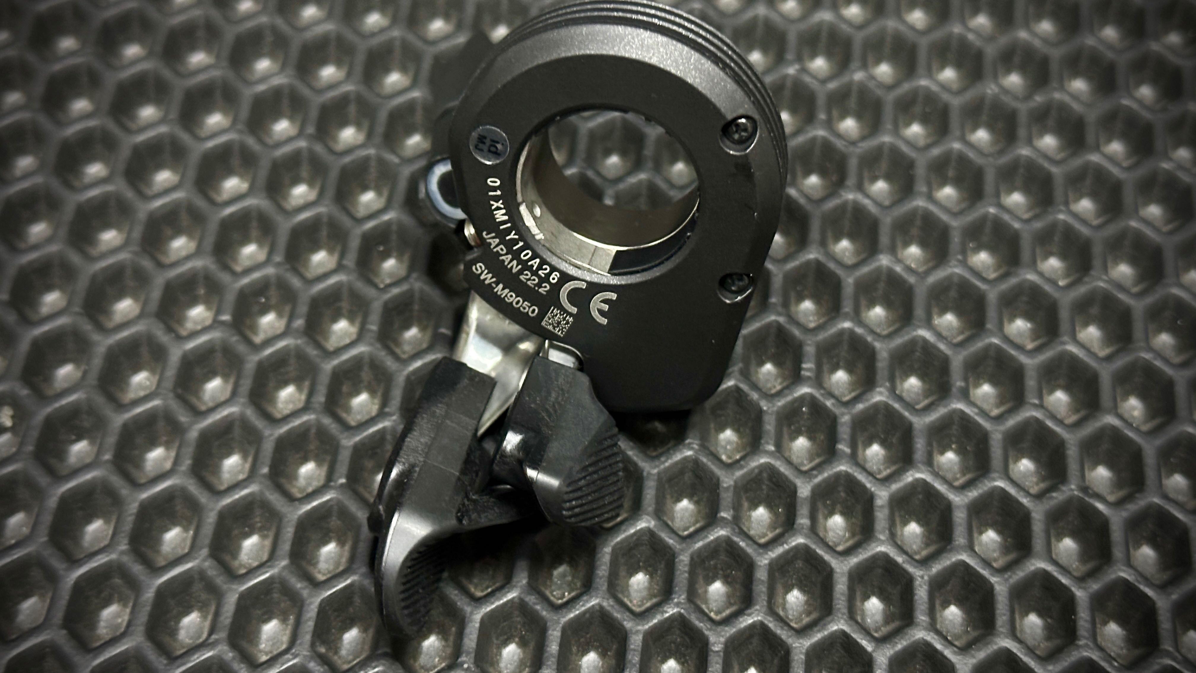 Шифтери XTR SW-M8050R Di2 пара, 11-шв, монтаж на кермо