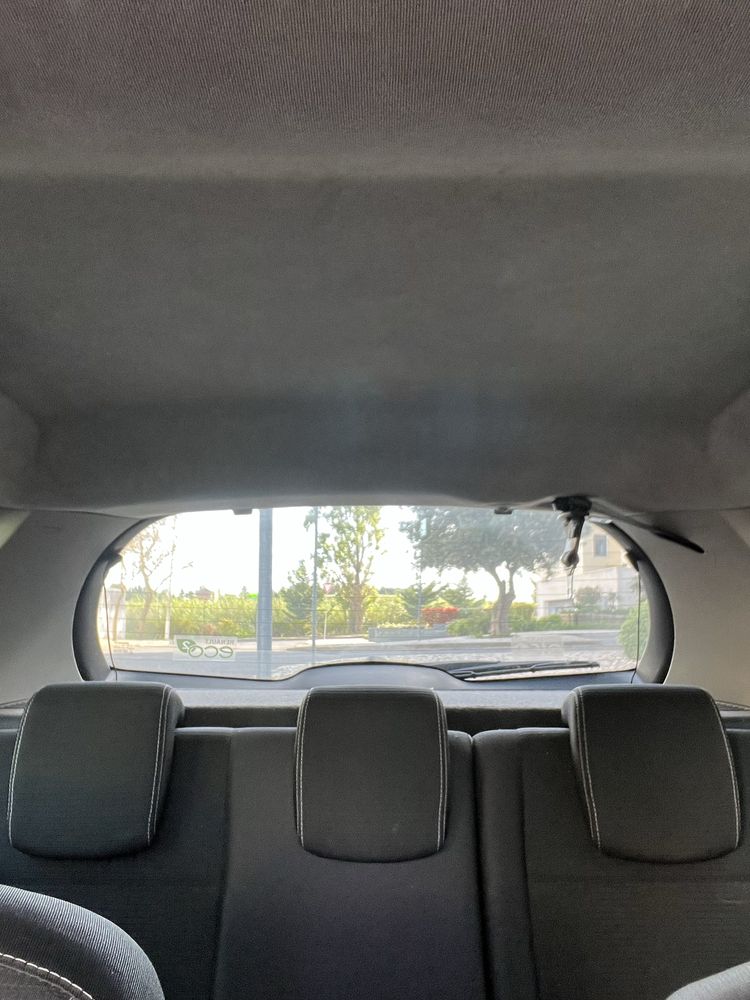 VENDE-SE RENAULT CLIO