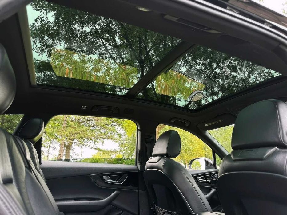 Audi Q7 quattro Premium Plus      2017