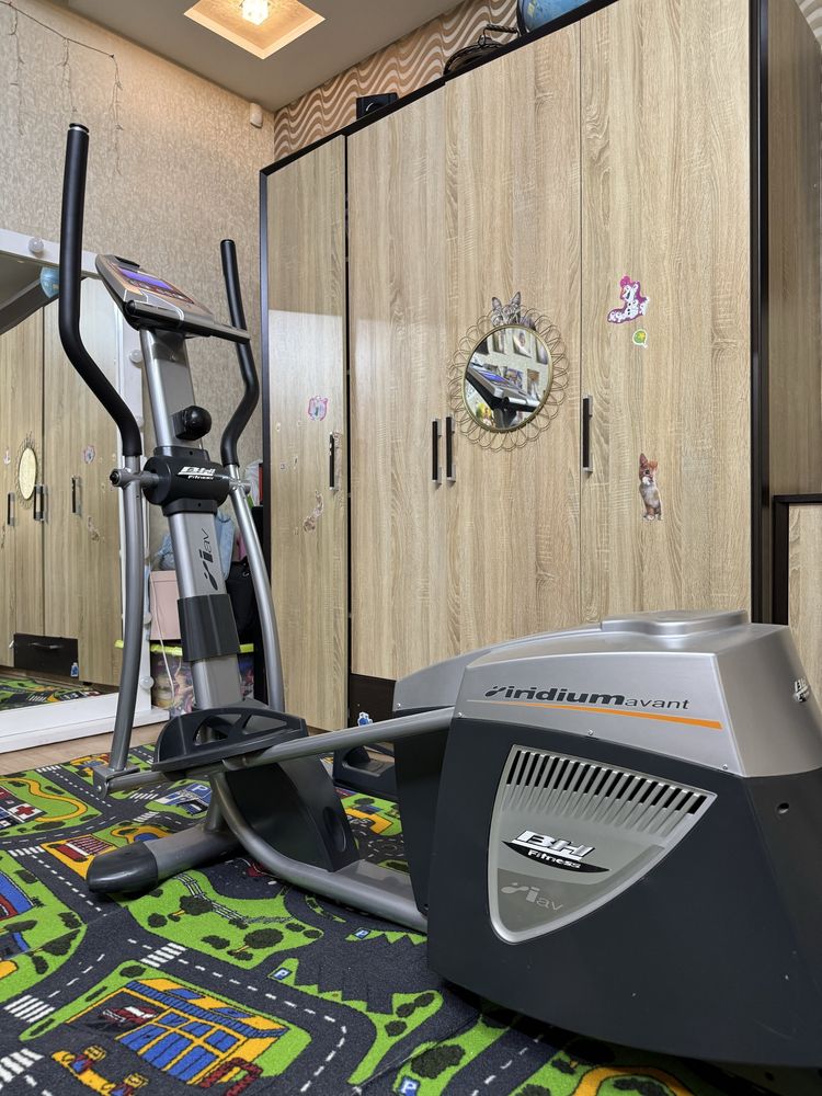 Орбітрек  BH Fitness Iridium Avant Programm