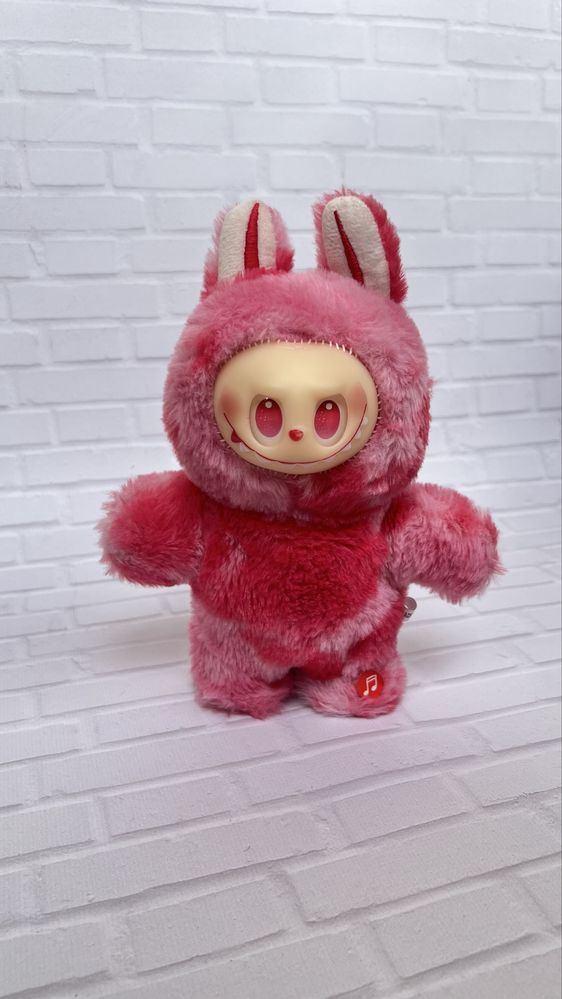 Labubu big into energy(ходять,10 пісень,повторюють звуки)