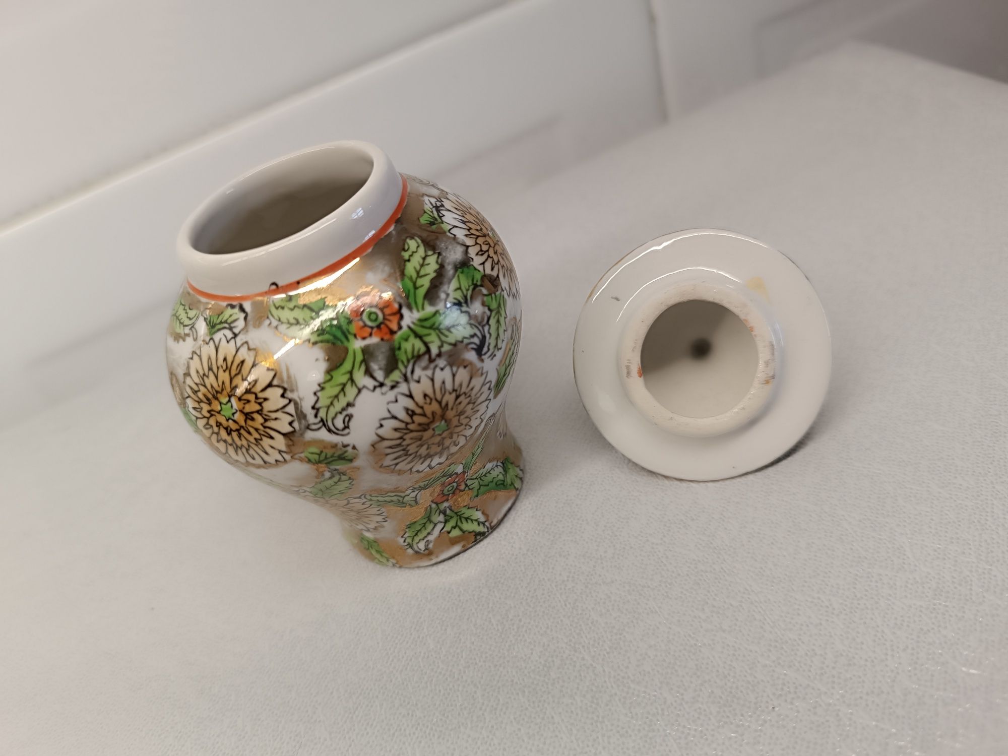 Pote Porcelana Oriental. Vintage. 12 cm. Excelente Estado