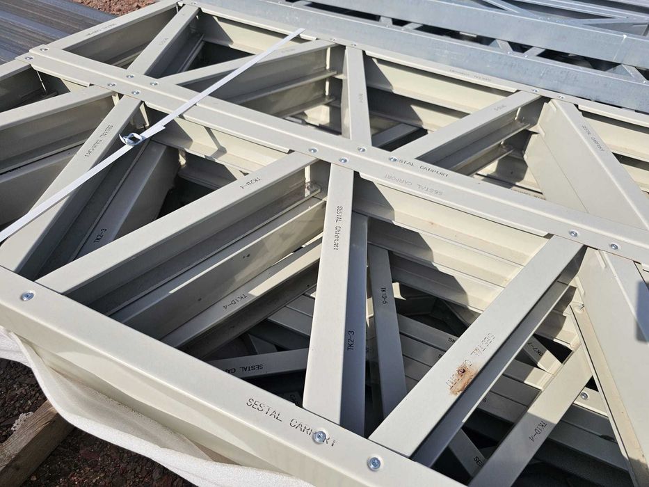 Sprzedam Wiatę Samochodową/ Carport