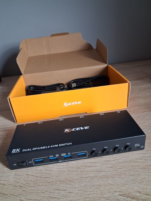 Przełącznik KVM KCEVE 8K DP 4 komputery 2 monitory USB 3.0