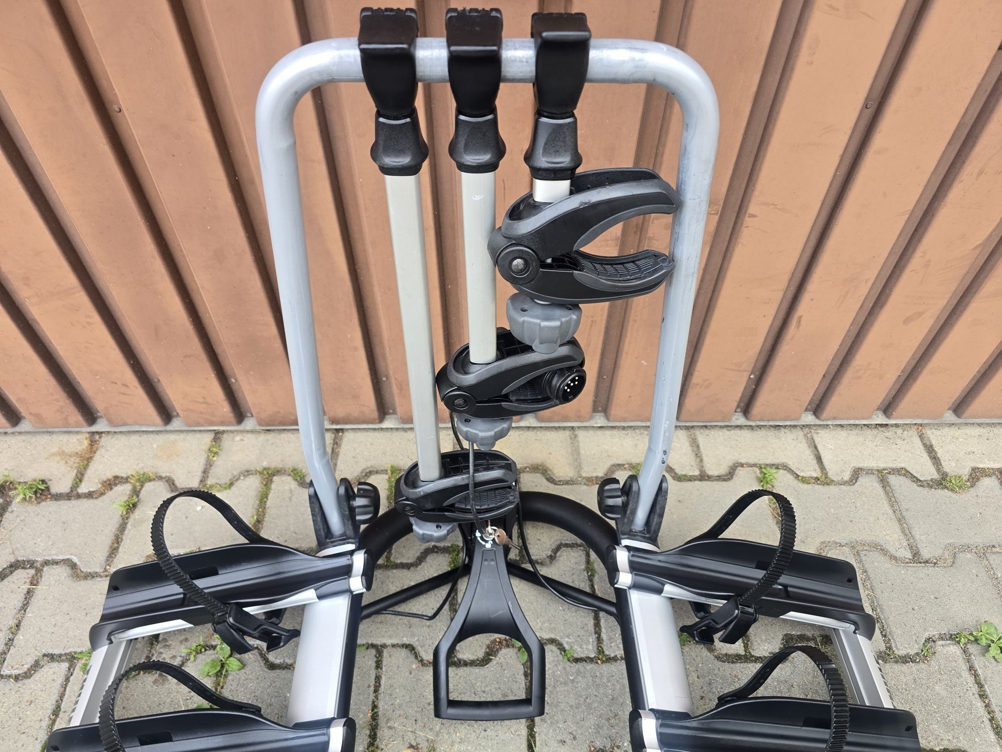 Bagażnik rowerowy na hak THULE EuroWay 920 922 trzy rowery 3 platforma