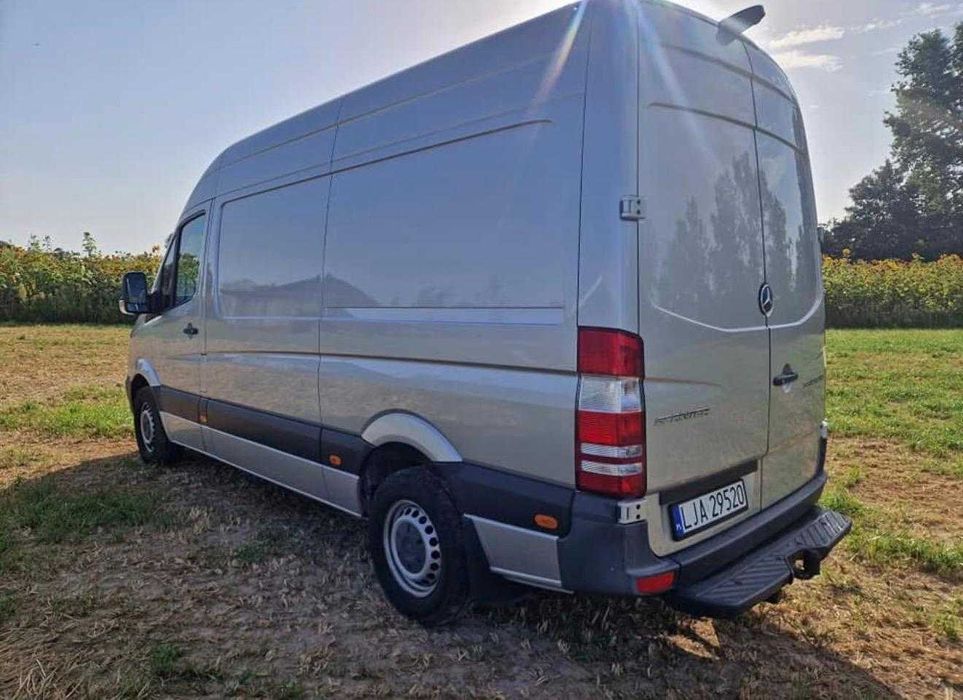Mercedes-Benz Sprinter 319