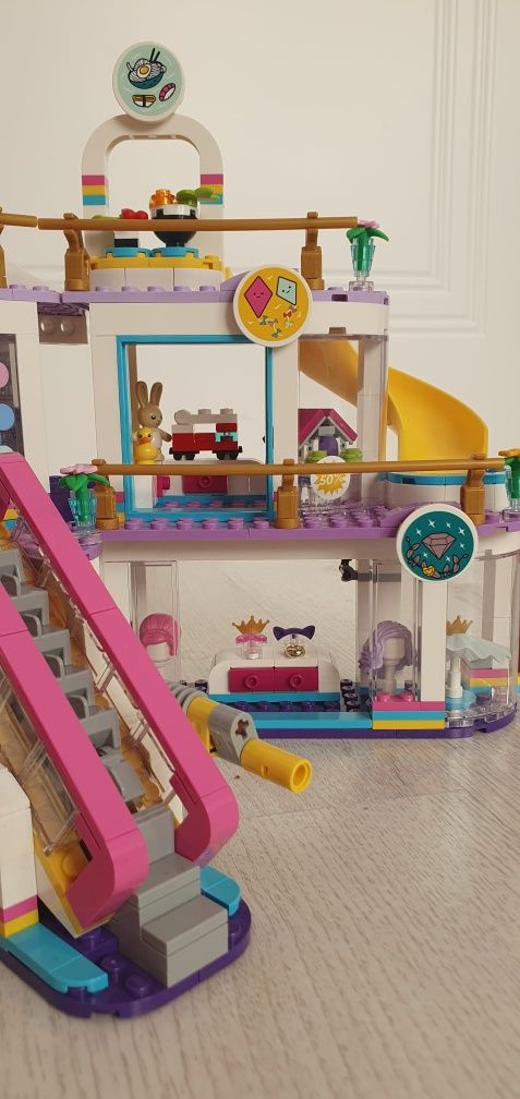 LEGO Friends 41450 Centrum handlowe w Heartlake